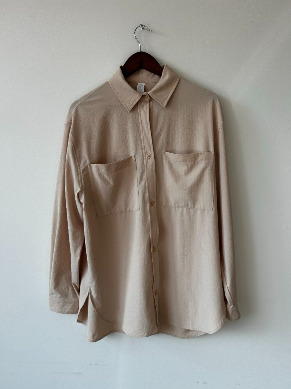 Alo Yoga Dreamscape Button Down Long Sleeve Top - Macadamia - Small - Picture 2 of 5